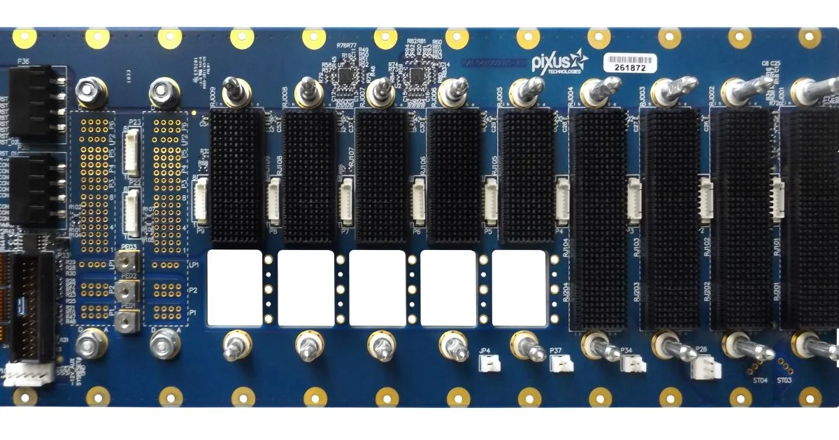 SOSA-aligned VPX backplane circuit board with multiple slot connectors